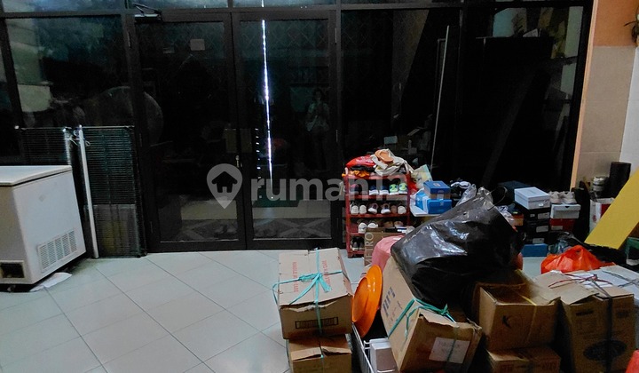 Rumah Tinggal Di Jembatan 2, Unfurnished, Shm, 4 Br, 3 Lantai 2