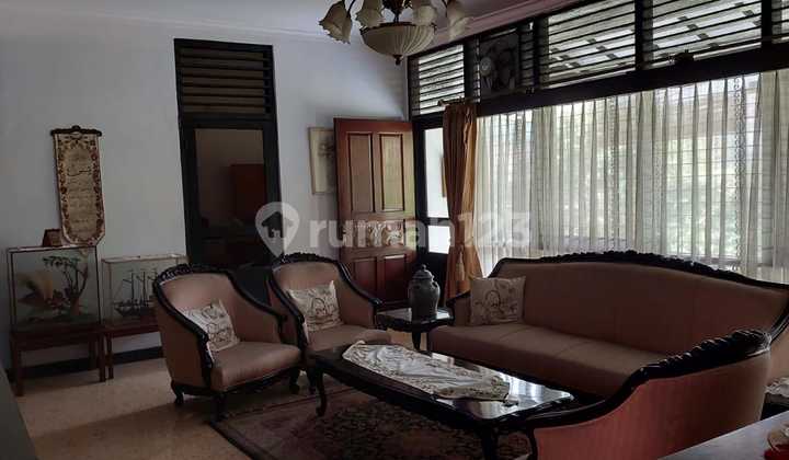 Rumah 1 Lantai di Kemanggisan/ Pinggir Jalan/ Strategis/ SHM 2