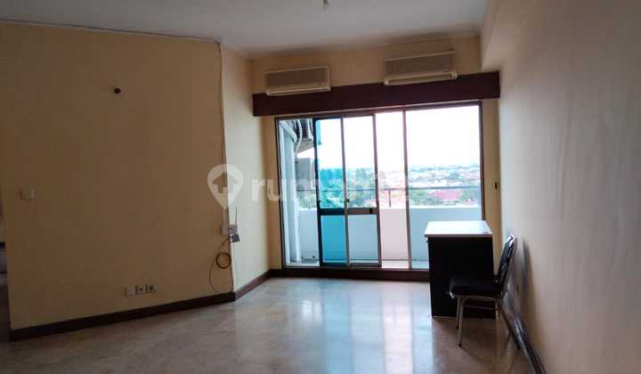 Apartemen Wesling Kedoya/ 3 Kamar Tidur/ Semi Furnished