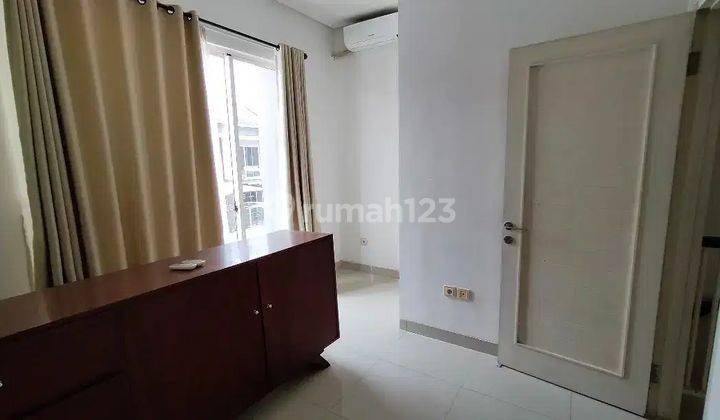 Rumah Kontrakan 2 Lantai Bagus Semi Furnished Di Dekat Binus International School, Bsd Plaza, Itc Bsd, Tangerang 2