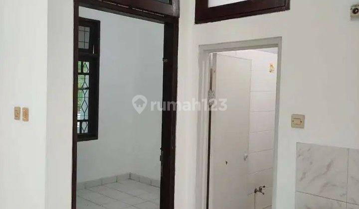 Di Kontrakan Rumah Villa Melati Mas Unfurnished 2