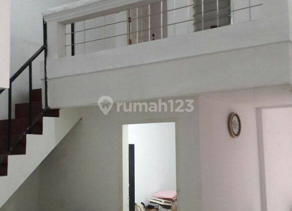 Disewakan Rumah Bintaro Pesanggrahan Jaksel Semi Furnish 1,5 Lt 2