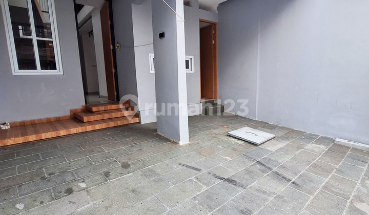 DIJUAL Rumah Baru Duri Kepa 6x15 3 Lantai 6 Kamar . Baru di Bangun, Bagus Banget . Jual Rumah Kebun Jeruk Jakbar 2