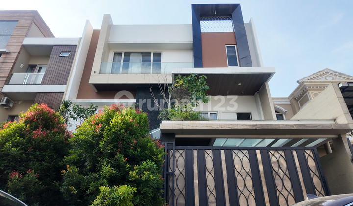For Sale Quick Minimalist House PIK 12.5x25 LB 1,100m² Ready to Occupancy 4Floors