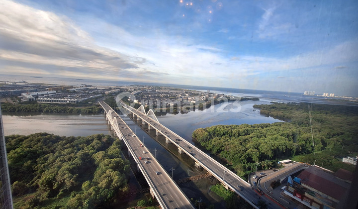 Dijual Office Space / Ruang Kantor 200m PIK Gold Coast . Sudah Furnished , View Golf Island