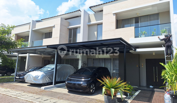 FOR SALE House in PIK Golf Island 8x25 Fully Furnished. Full Building. QUICK SALE CHEAPEST