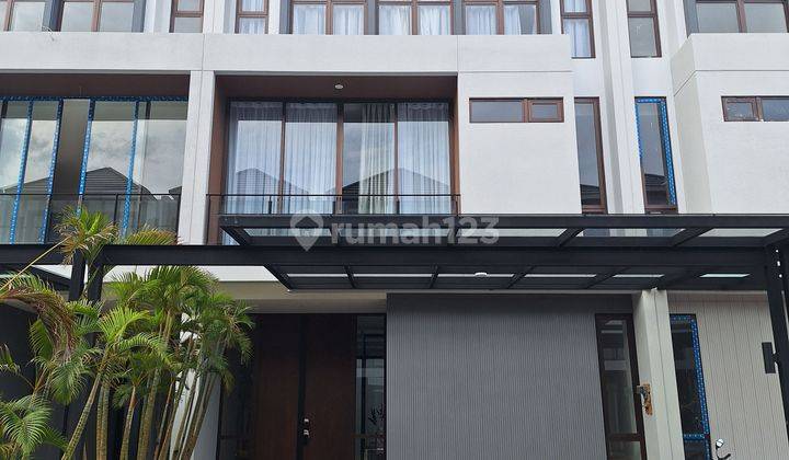 Rumah Baru Pluit 7x18,5 3 Lantai . View Laut Regatta Pantai Mutiara Brezza . SHM Murni . Bisa Kpr Atau Cicilan Devloper 2