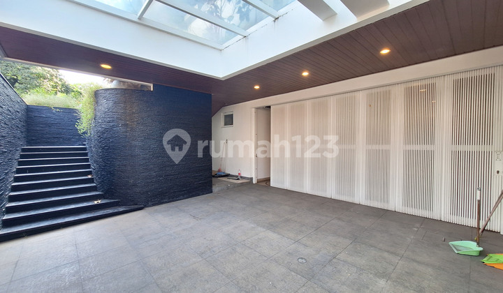 TERMURAH Rumah PIK 12x25 3 Lantai, Bangunan Kontraktor Minimalis , Selatan Siap Huni - JUAL CEPAT 2