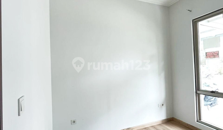 DIJUAL Rumah Golf Island PIK 8x15 2lt . Siap Huni . TERMURAH Bisa KPR . JUAL CEPAT 2