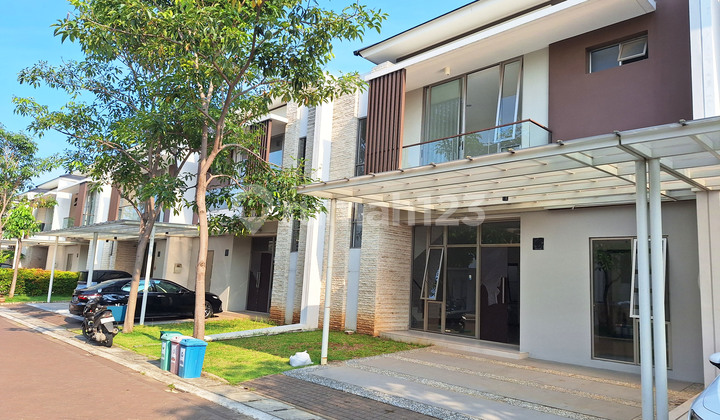 DISEWA Rumah PIK2 10x15 2lt 4 Kamar . sewa rumah Pantai indah Kapuk 2 . siap huni