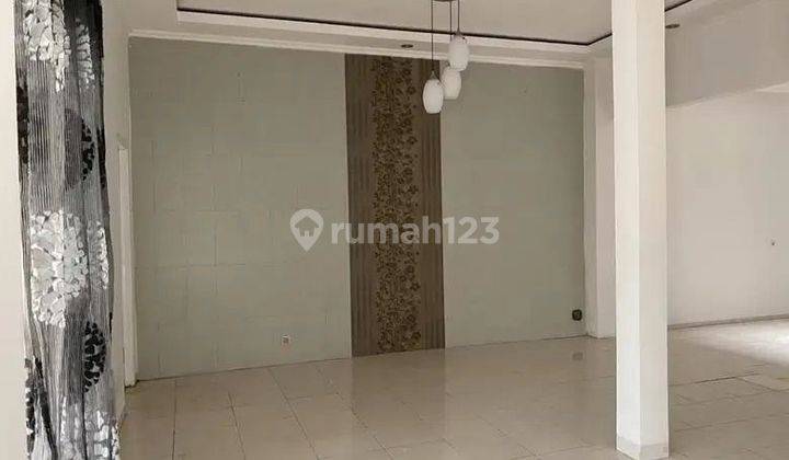 Dijual Rumah Siap Huni!! 4 Kt+3 Km Di Perumahan Bumi Mas Raya, Cikokol, Tanggerang

spesifikasi :
- Shm
- Lb 164m²
- Lt 164m²
- Kamar Tidur 3+1
- Kamar Mandi 2+1
- Garasi
- Air Pam
- Bisa Digunakan Sebagai Gudang Karna Luas
- Lokasi Sangat Strategis Dekat 2