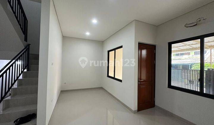 Dijual rumah Kosambi 2 lantai lt 90 lb 125 1