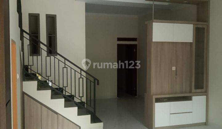 Dijual rumah di Banjar Wijaya lt 83   2 lantai   SHM 2