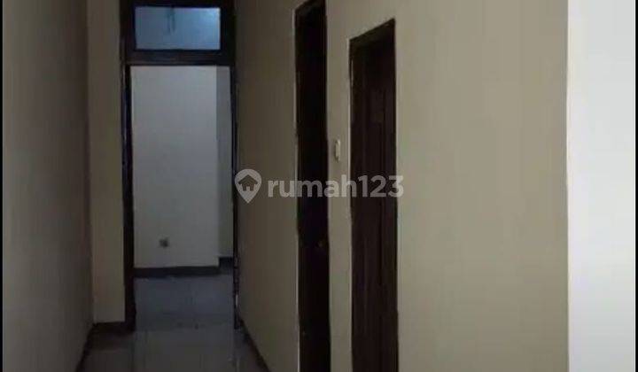 Dijual Rumah Green Garden

Lt: 100m²
Lb: 150m²
Kt: 3
Km: 2
2 lantai
Listrik: 3500 Watt
Harga: 1,9M
 2