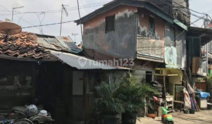 Dekat Dengan Statiun Senen Cocok Untuk Rumah Kostlt 7x11 (77m²) Shm