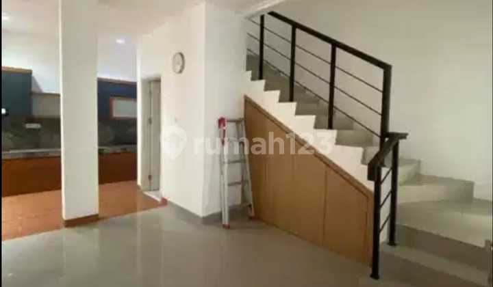 Di Sewa / Jual Rumah Puri Beta 2 Ciledug 2
