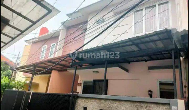 Dijual Cepat Rumah 2 Lantai Di Carina Townhouse, Cengkareng Jakarta Barat

- Lebar 8,3 M X 7,3-8,5m
- Lt : 66
- Lb : 85
- Kamar Tidur 4
- Kamar Mandi 2
- Full Furnished
- Carport Mobil 1
- Sertifikat Shm Di Tangan Owner, Imb Bisa Untuk 3 Lantai
- Listrik  1