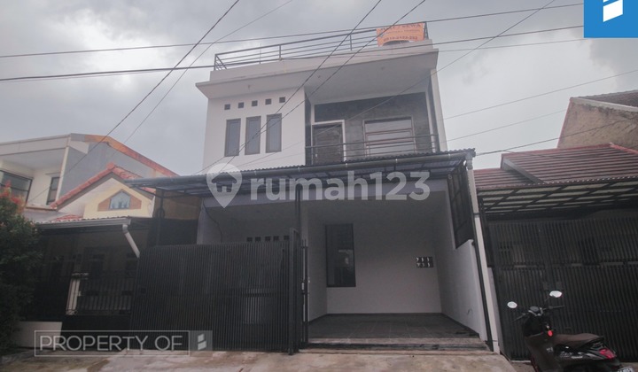 Rumah 2 Lantai Sudah Renovasi SHM di Tki 2 Blok 4d Bandung, Bandung Rumah 2 Lantai Sudah Renovasi SHM di Tki 2 Blok 4d Bandung, Bandung