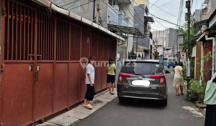 Rumah Anggap  Tanah Ngantong Di Grogol Harga Nego 1