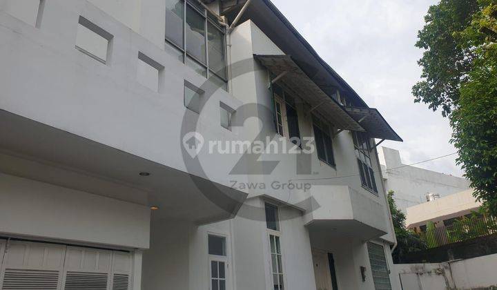 Dijual Rumah Puri Indah 2 Unit Gandeng 3 Lantai + Basement 1