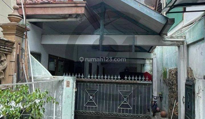 Dijual Rumah Tua Hitung Tanah Di Tomang 1