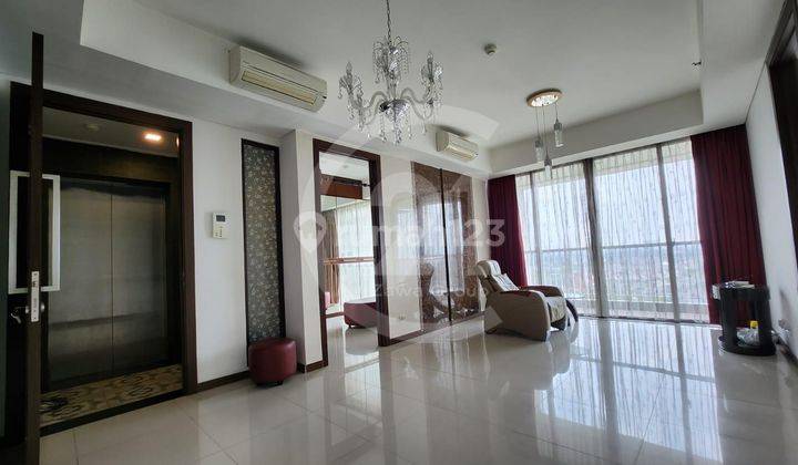 Dijual Apartemen St Moritz Tower New Royal Semi Furnished 1