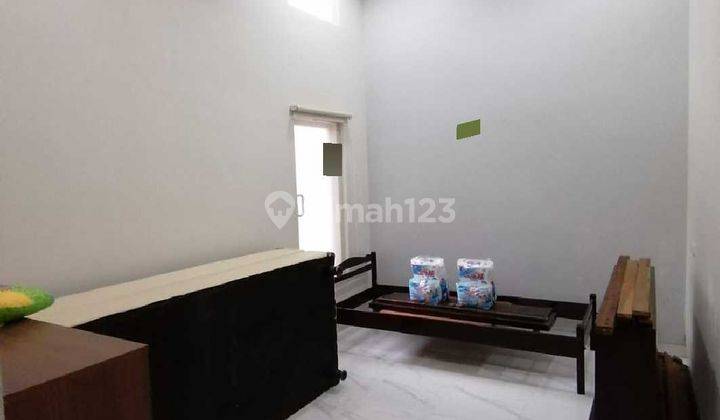 Rumah Bagus Semi Furnished SHM Wiyung, Surabaya, Surabaya 2