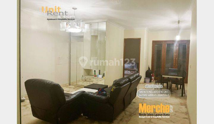 Rumah Menteng 4BR Semi Furnished Strategis location  1