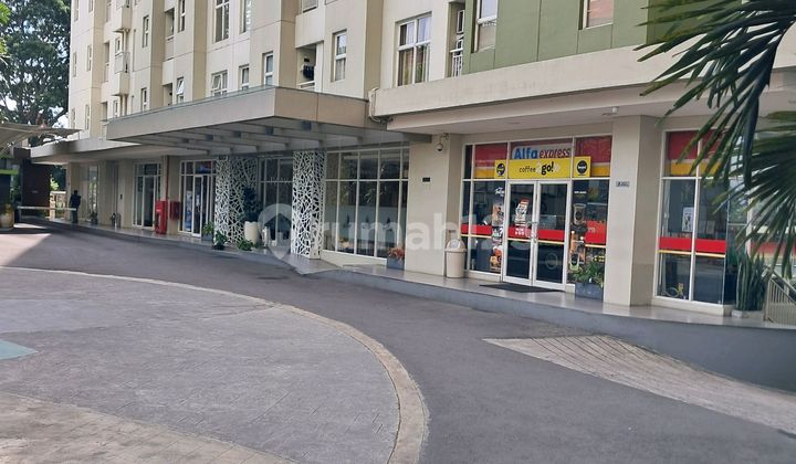 Parahyangan Residence Apartment with a good view, has two sides because its position is hooked. Parahyangan Residence Apartment with a good view, has two sides because its position is hooked.