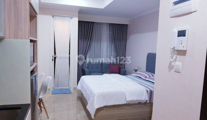 Sewa Apartemen Mewah Menteng Park Cikini Tipe Studio Full Furnish 1