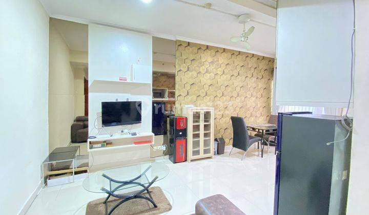 Sewa Apartemen Sudirman Park Jakarta Pusat 2 Bedroom Full Furnish 1