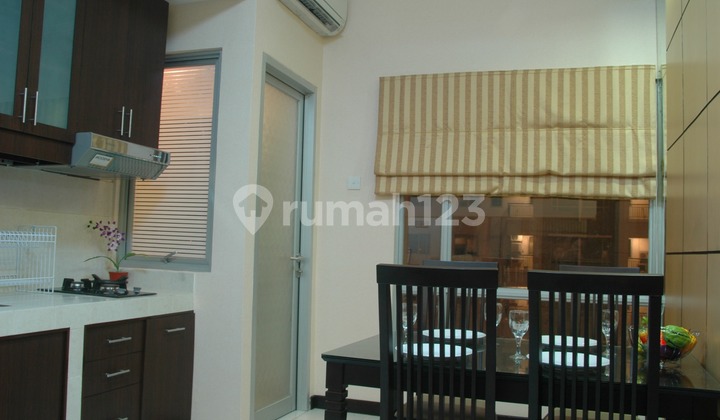 Sewa Apartemen Sudirman Park 2 Bedroom Fully Furnished 2