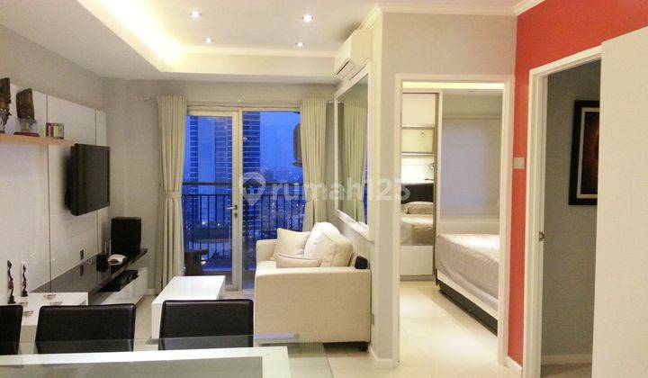 Sewa Apartemen Cosmo Mansion Jakarta Residence 2 Bedroom Furnish 2