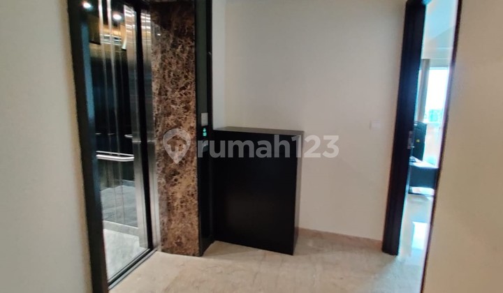 Menteng Park Cikini Apartment for Rent - 3 Bedrooms Fully Furnished 2