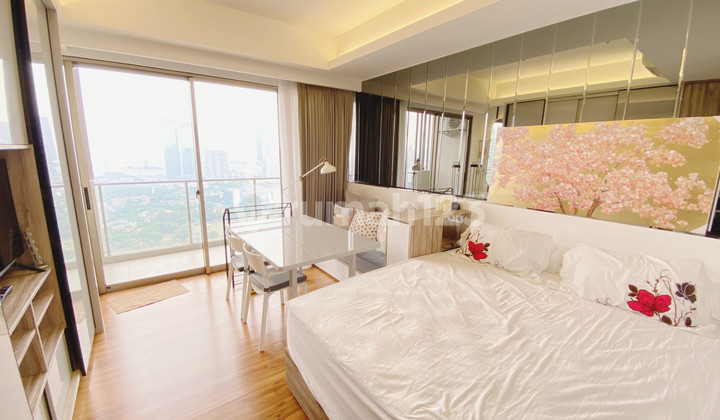  Sewa Apartemen Sudirman Hill Residences Studio Full Furnished