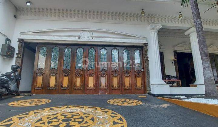 Dijual Rumah Mewah Full Furnish Dan Siap Huni di Menteng 1