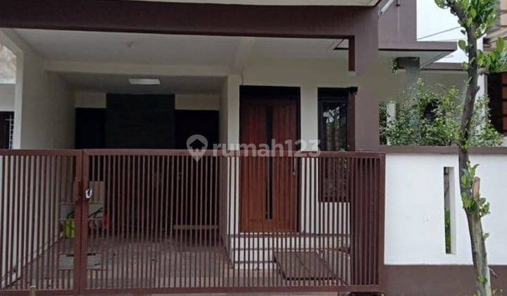 Rumah Bagus Nyaman 2 Lantai di Buah Batu Regency 1