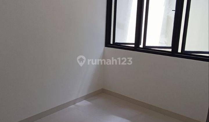 Dijual Rumah Baru Pondok Tjandra dekat club house pntul toll 2