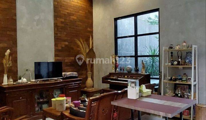 Dijual Rumah Bagus di Bendul Merisi 2