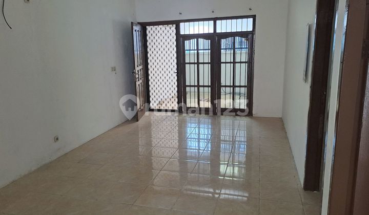 Babatan Beach House Near Mulyosari, Pakuwon City