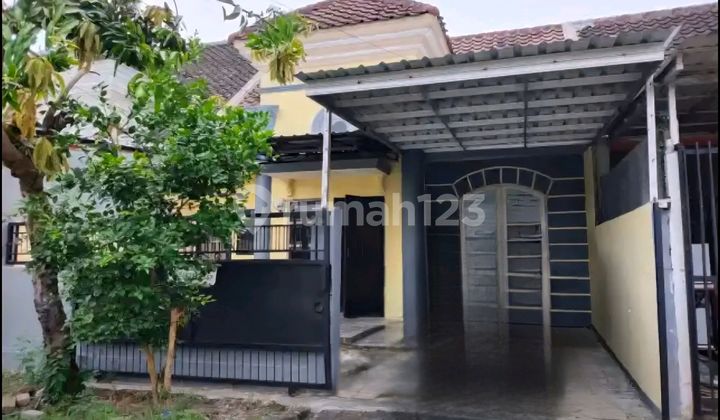 Rumah Bagus Puri Safira Regency Menganti Gresik