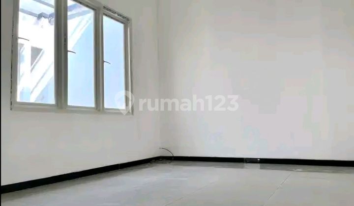 One-story house Mentari Beach Surabaya 2