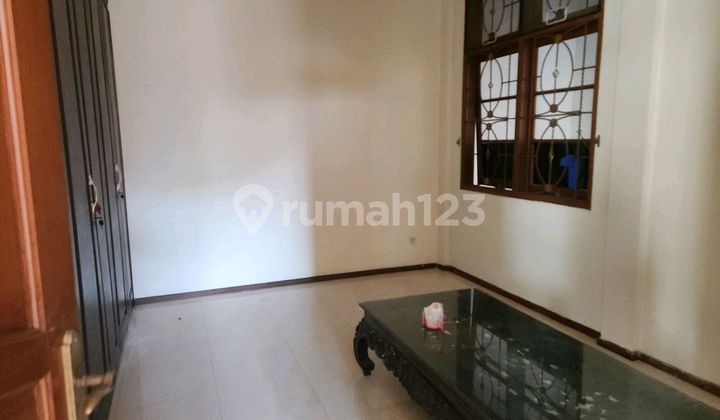 Rumah Hook Wisma.medokan Rungkut Surabaya 2