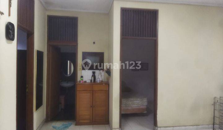 Rumah 1 1/2 lantai di villa di Villa melati mas  1