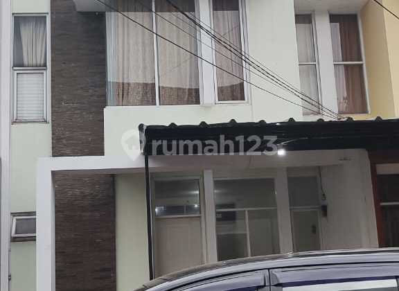 Disewa Murah Rumah Cluster Perumahan Beranda Serpong Ciater Raya 1