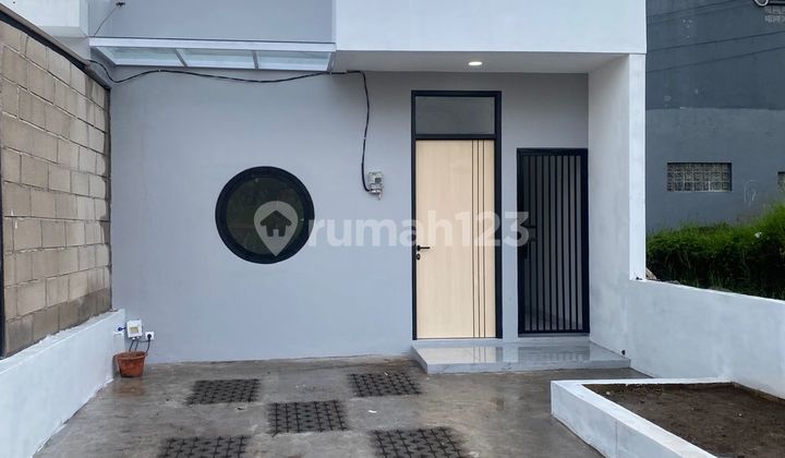 Rumah Modern 2 Kamar Tidur Dekat ke Kampus Upi Bonus Canopy