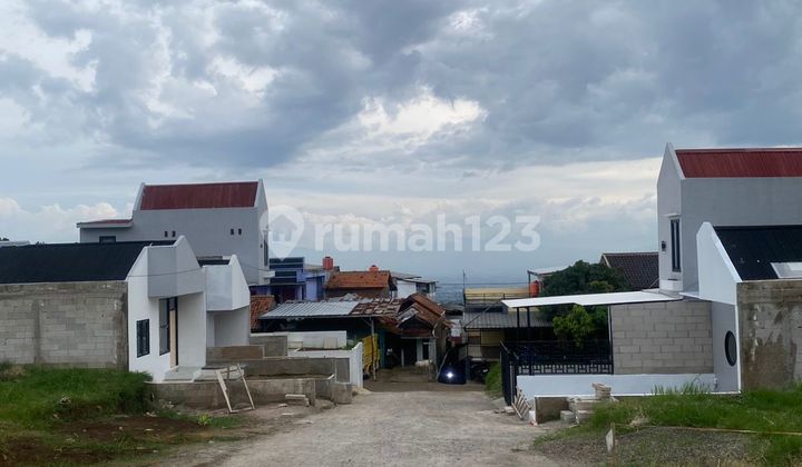Rumah Modern 2 Kamar Tidur Dekat ke Kota Cimahi Bonus Canopy 2