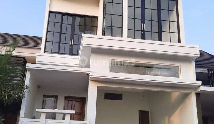 Rumah Villa 3 Lantai Rooftop luas dekat exit tol Sawojajar 1