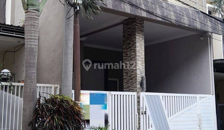 Rumah 3 Lantai Full Furnish Dekat Suhat Dan Ub 1