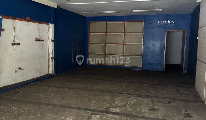 Jual 2 Ruko 2 Lantai Lokasi Strategis Mainroad Gatot Subroto Dekat Tsm 1